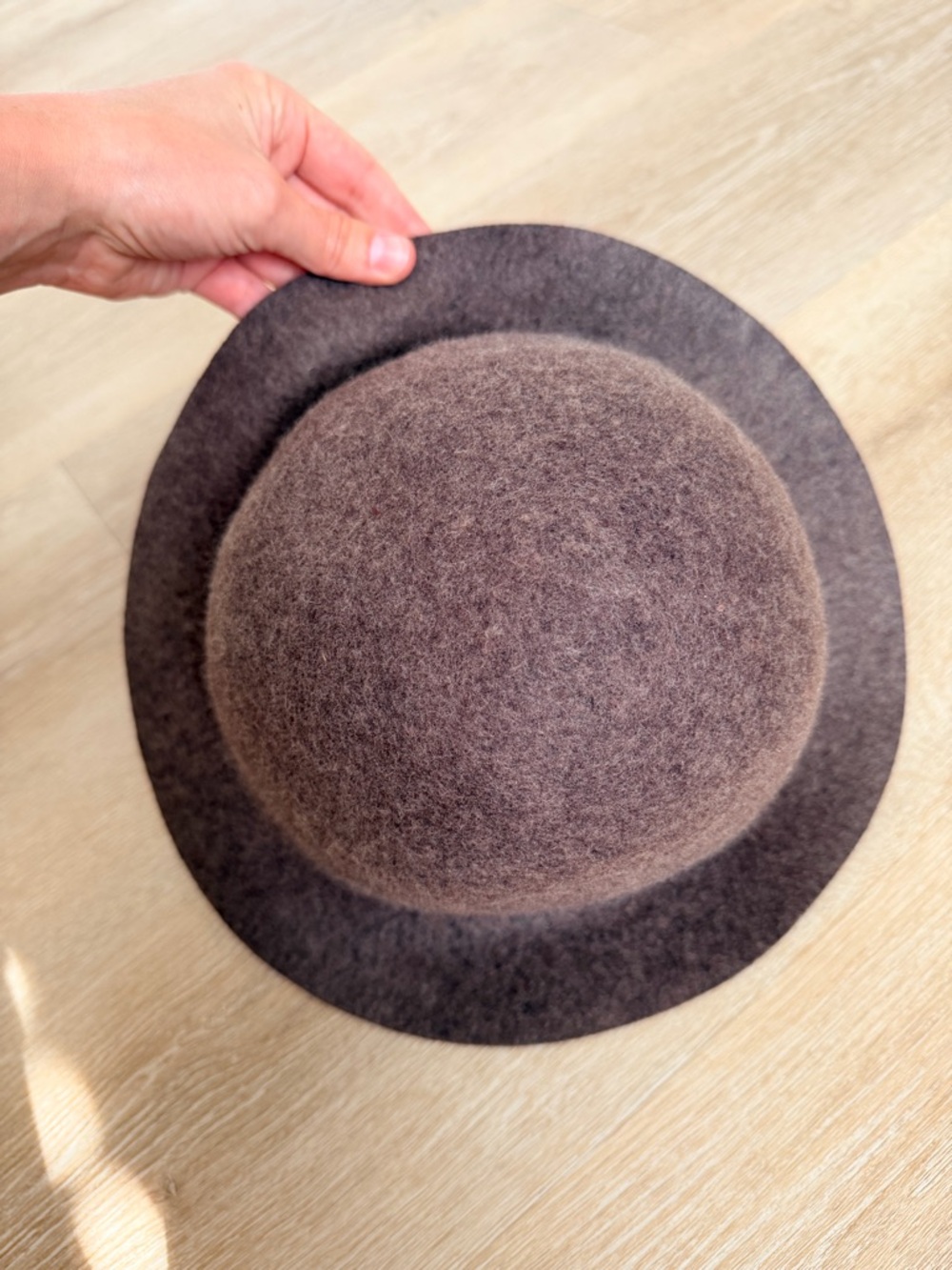 Soeur 100% Wool Cloche Bucket Hat Made in Italy French Minimalist Size 2 France - Picture 4 of 12